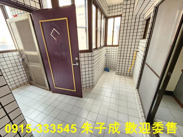 高雄三民區華廈-1